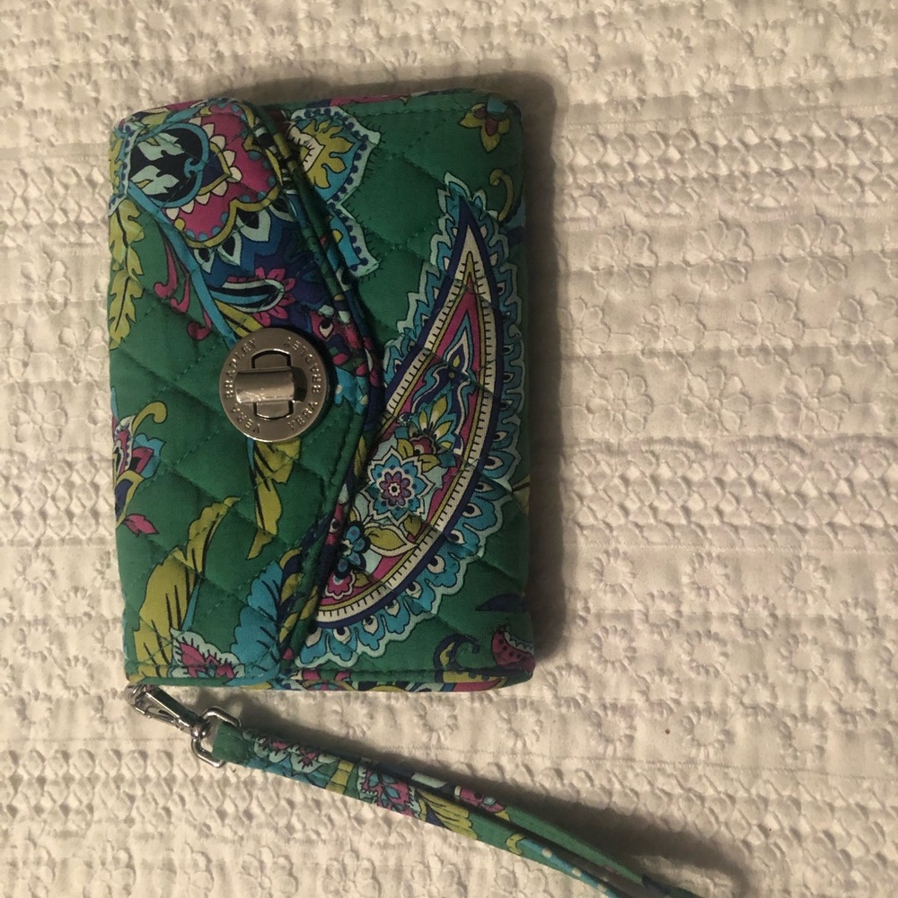 Vera Bradley wristlet Kelly green